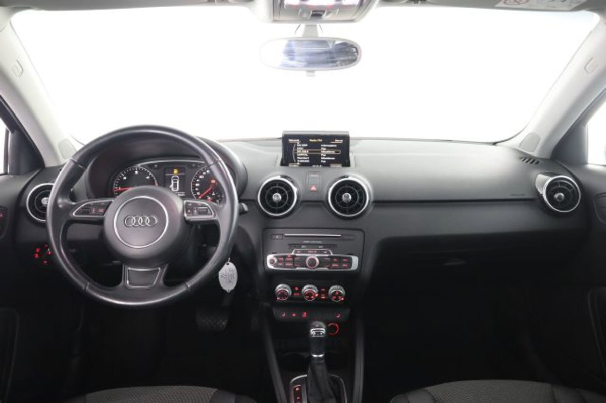 Audi A1 Sportback 1.4 TDI ultra S tronic Sport (4)