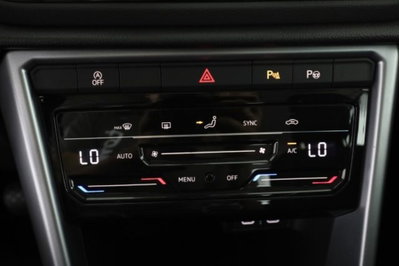 Volkswagen T-Roc 2.0 tdi Life 115cv (12)