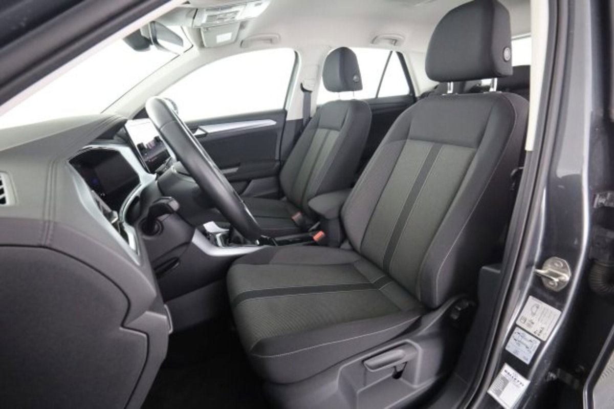 Volkswagen T-Roc 2.0 tdi Life 115cv (2)