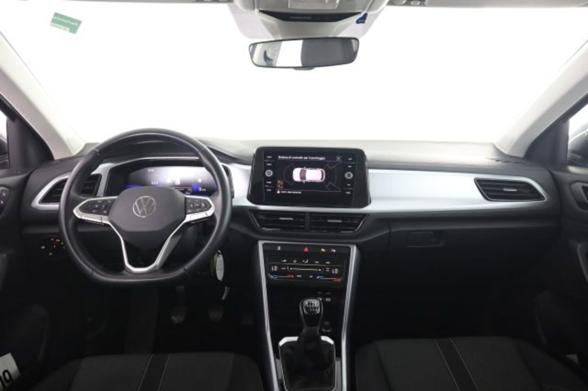 Volkswagen T-Roc 2.0 tdi Life 115cv (4)
