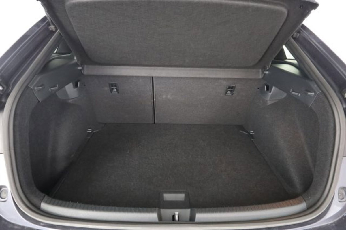 Volkswagen Taigo 1.0 tsi R-Line 115cv (6)
