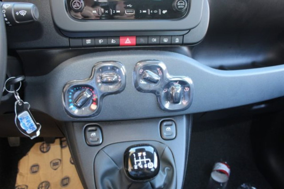 Fiat Panda 1.0 firefly hybrid s&s 70cv 5p.ti (15)