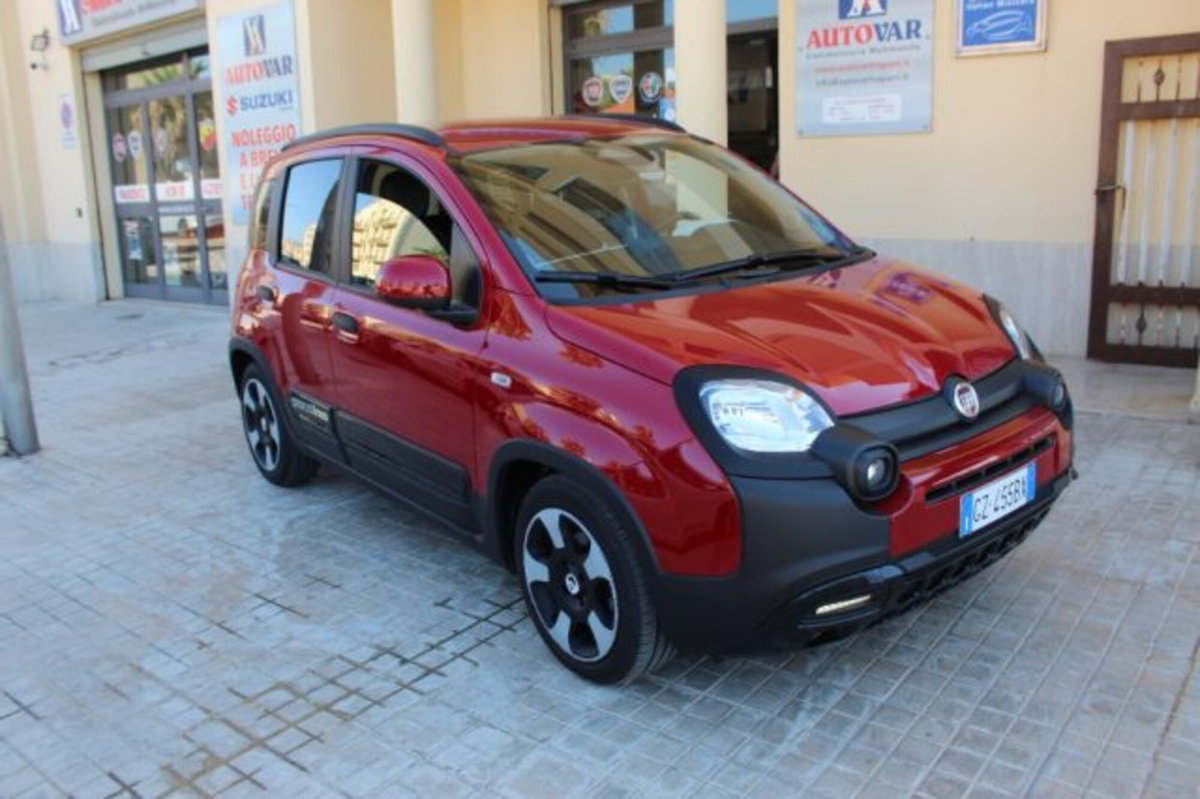 Fiat Panda Cross 1.0 firefly hybrid Cross s&s 70cv 5p.ti