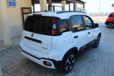 Fiat Panda Cross 1.0 firefly hybrid Cross s&s 70cv 5p.ti (2)