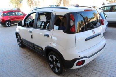 Fiat Panda Cross 1.0 firefly hybrid Cross s&s 70cv 5p.ti (3)