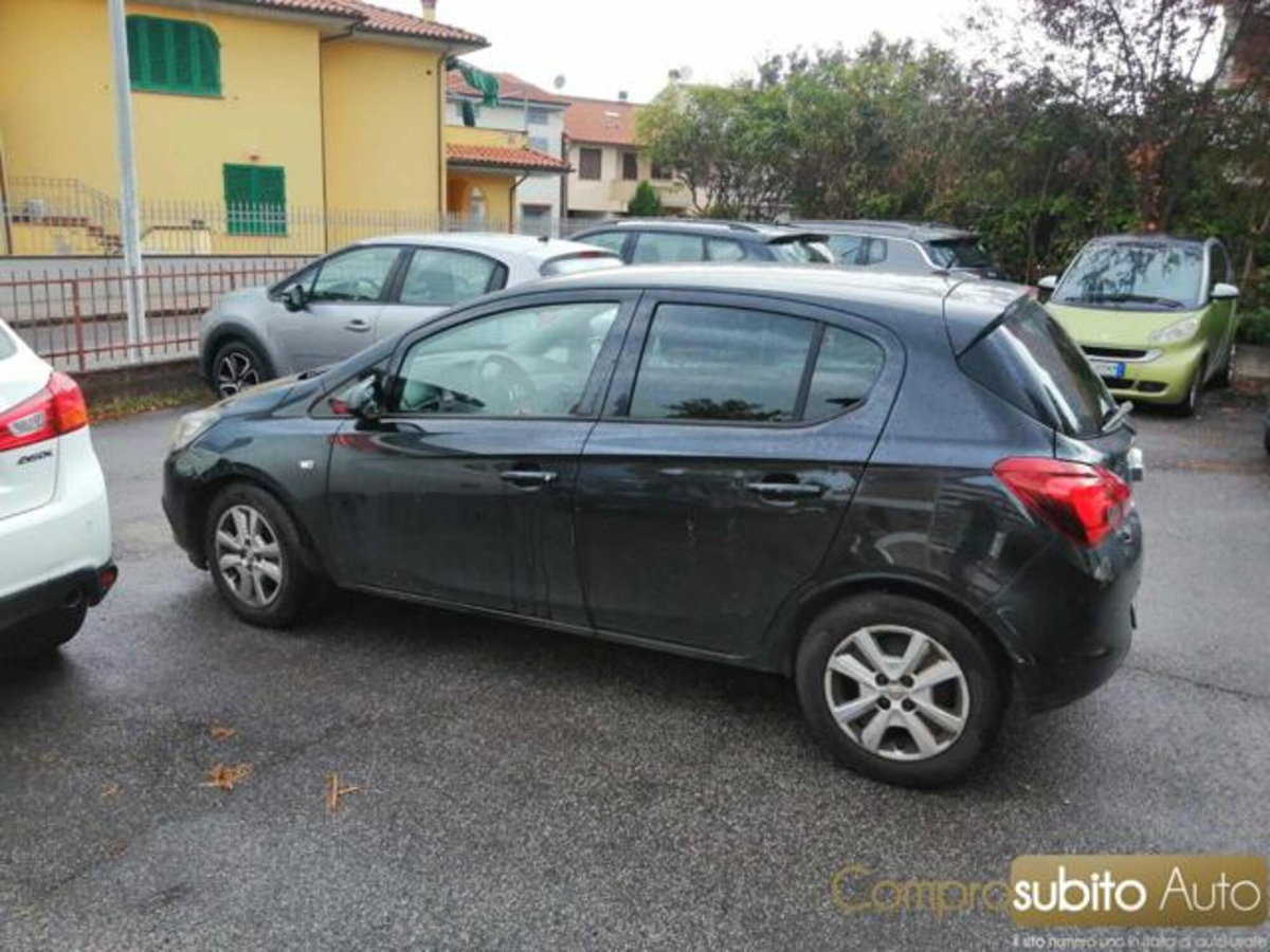 Opel Corsa 1.2 5 porte Cosmo