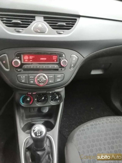 Opel Corsa 1.2 5 porte Cosmo (6)
