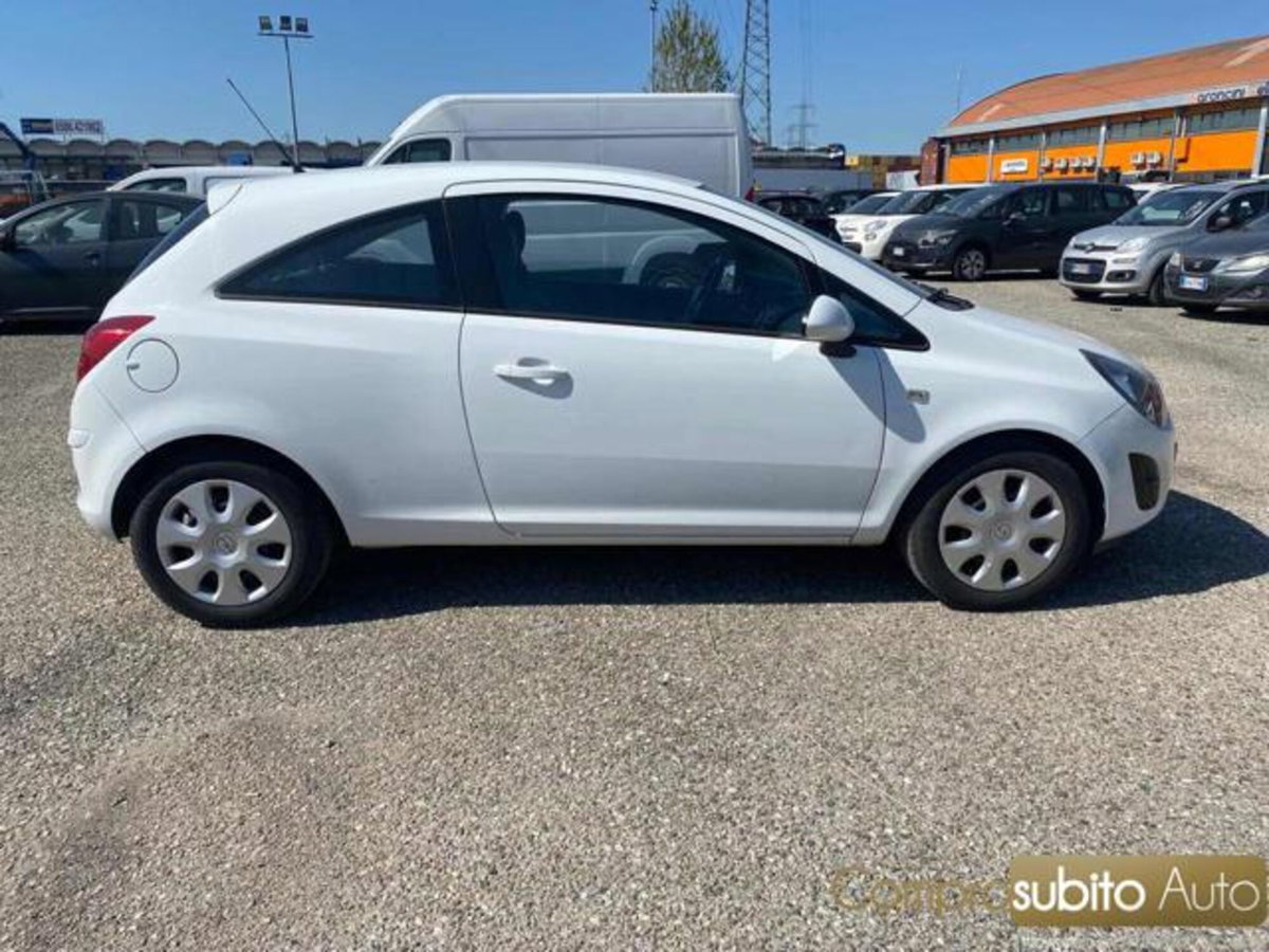 Opel Corsa 1.2 85CV 3 porte GPL-TECH b-color (6)