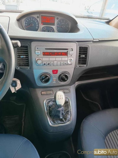 Lancia Musa 1.4 16V Gold (9)