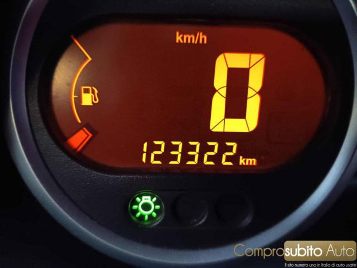Renault Twingo 1.2 16V LEV SkyLight (13)