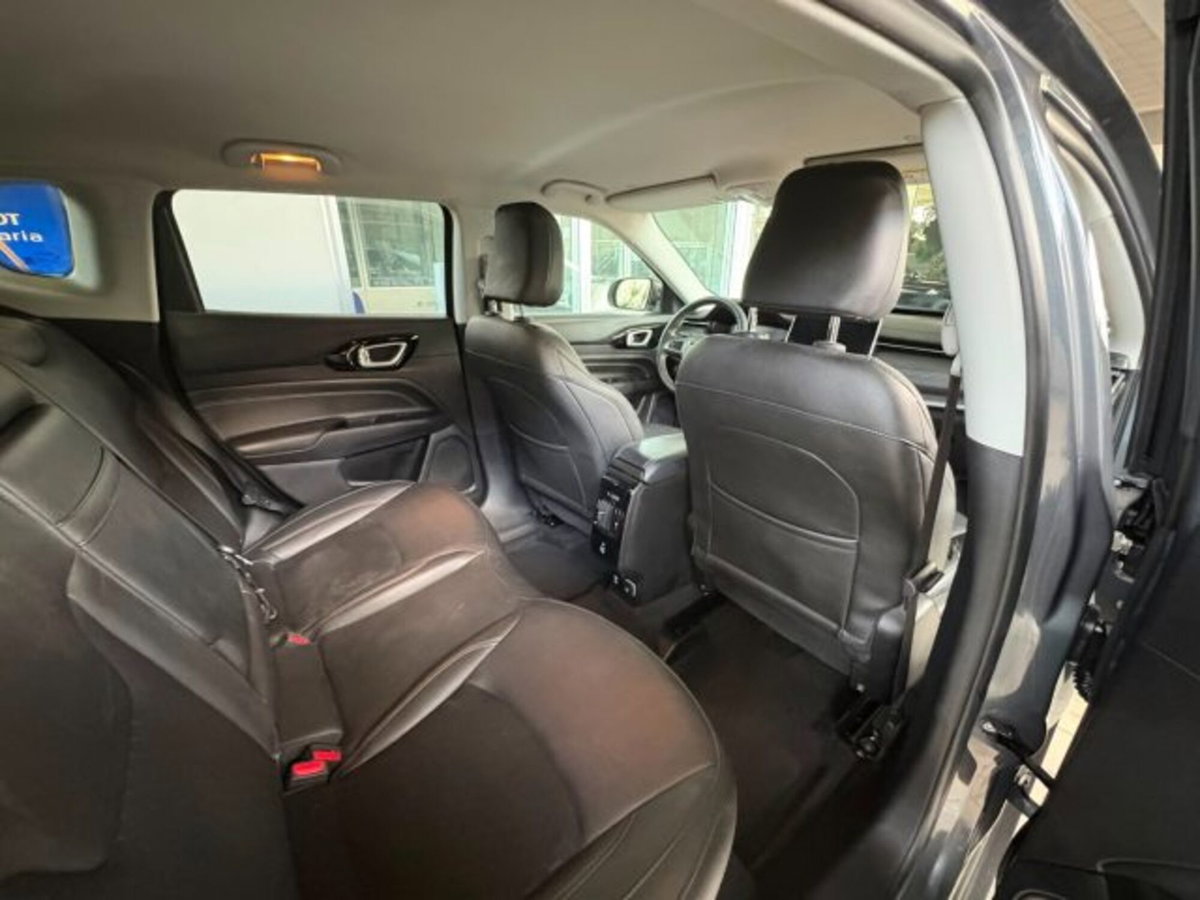 Jeep Compass 1.3 T4 190CV PHEV AT6 4xe Night Eagle (6)