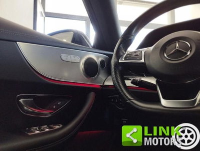 Mercedes-Benz Classe E Coupé 220 d 4Matic Premium Plus (19)