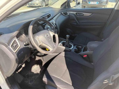 Nissan Qashqai 1.5 dCi Visia (11)