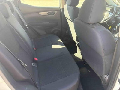 Nissan Qashqai 1.5 dCi Visia (14)