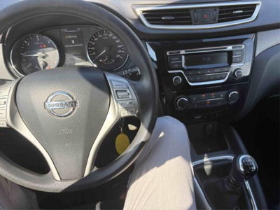 Nissan Qashqai 1.5 dCi Visia (15)