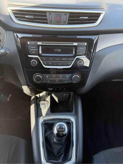 Nissan Qashqai 1.5 dCi Visia (16)