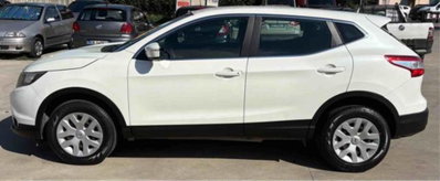 Nissan Qashqai 1.5 dCi Visia (2)