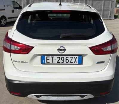 Nissan Qashqai 1.5 dCi Visia (4)