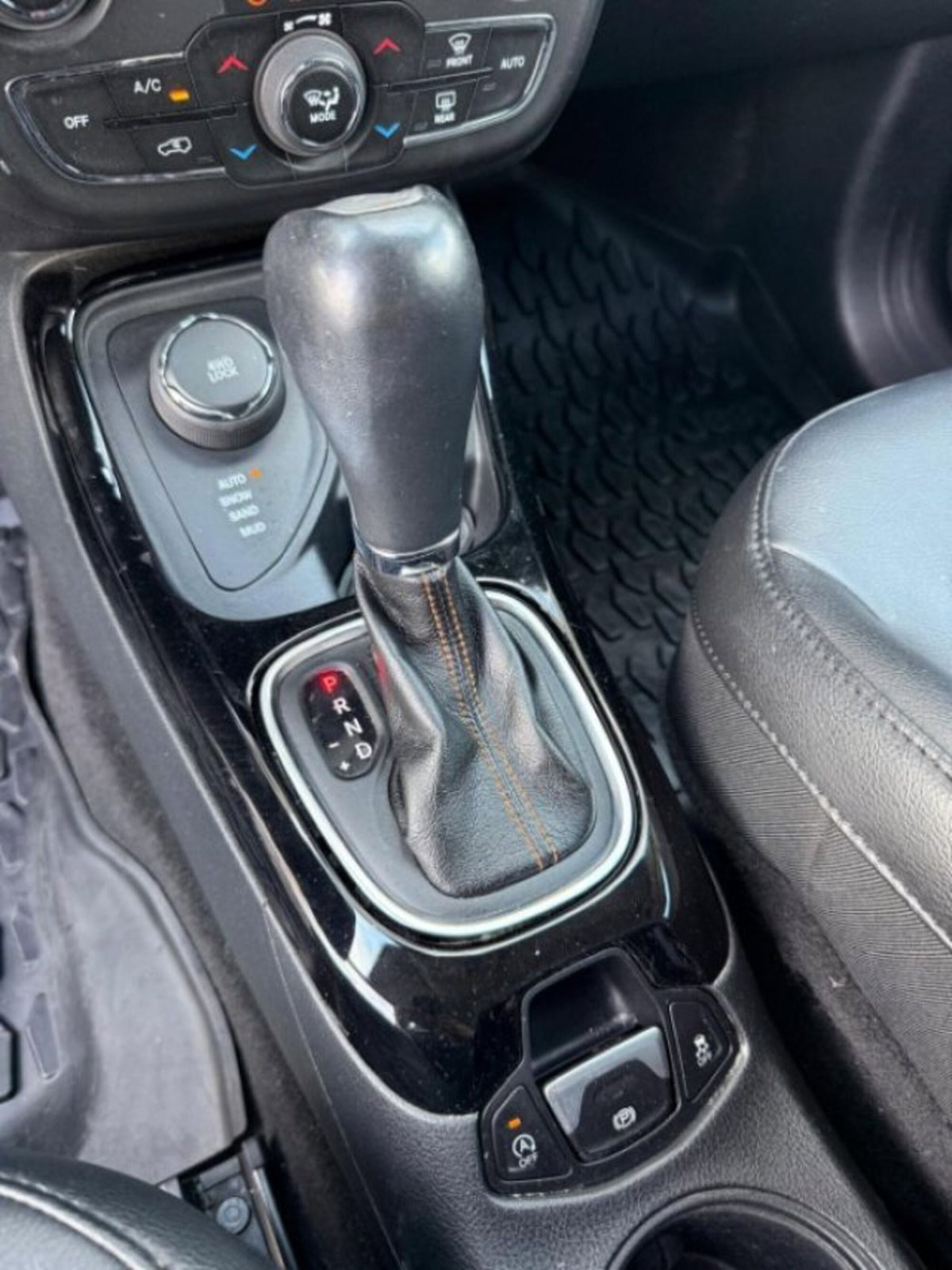 Jeep Compass 2.0 Multijet II aut. 4WD Limited (18)
