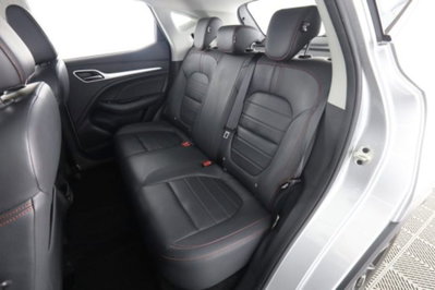 Mg ZS ZS 1.5 Luxury (3)