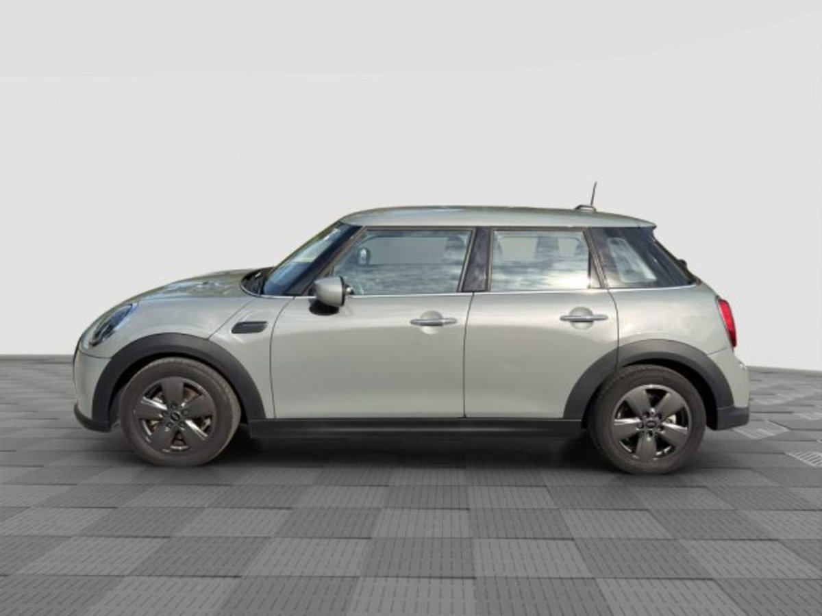 MINI Mini 1.5 Cooper Classic 5 porte (2)