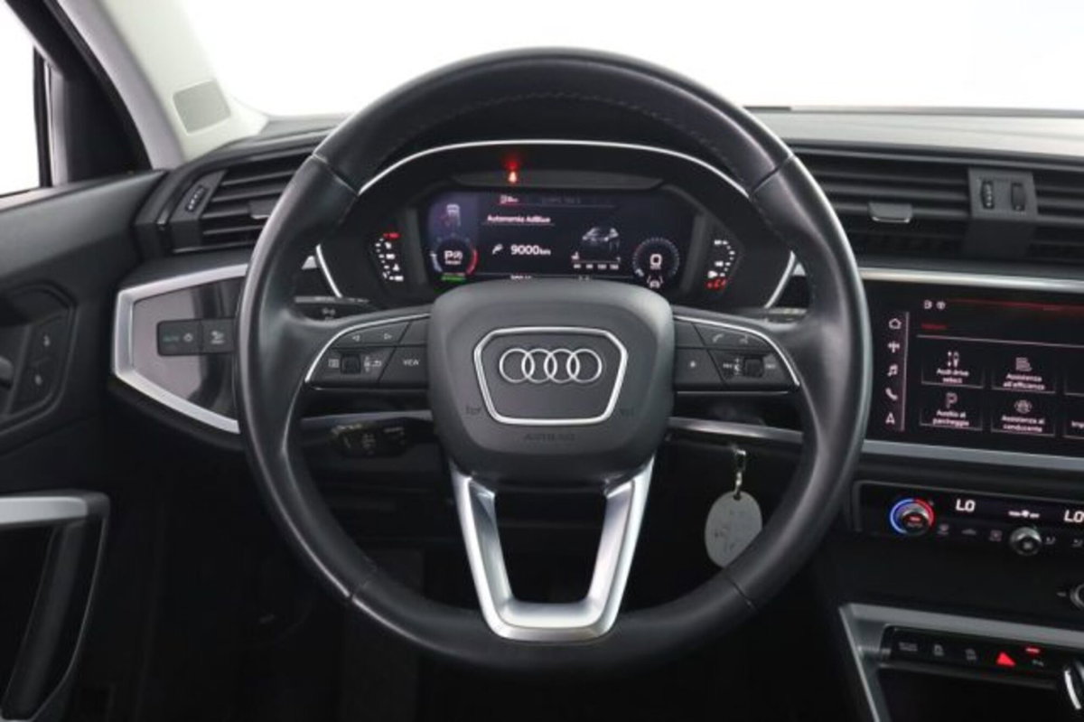 Audi Q3 Sportback 35 TDI quattro S tronic Business Plus (5)
