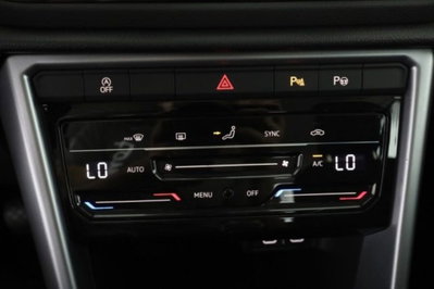 Volkswagen T-Roc 2.0 tdi Life 115cv (12)