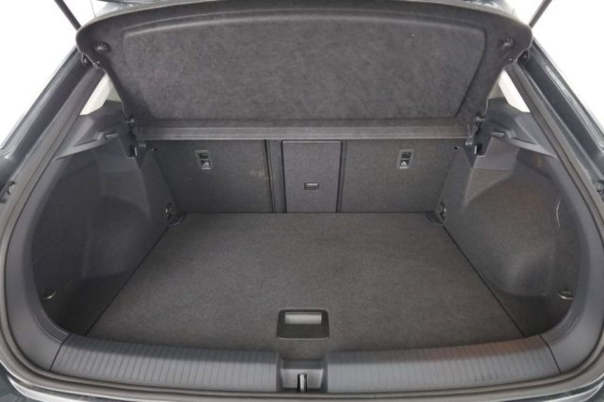 Volkswagen T-Roc 2.0 tdi Life 115cv (6)