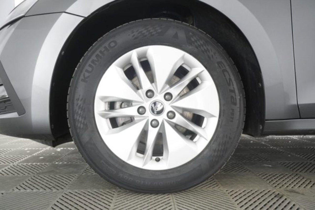 Skoda Octavia Station Wagon 2.0 TDI EVO SCR DSG Wagon Executive (16)