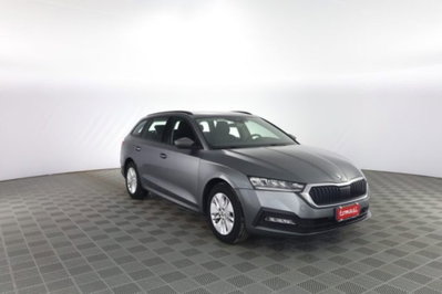 Skoda Octavia Station Wagon 2.0 TDI EVO SCR DSG Wagon Executive (2)