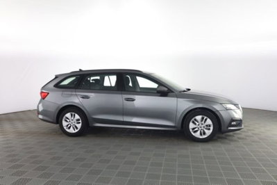 Skoda Octavia Station Wagon 2.0 TDI EVO SCR DSG Wagon Executive (3)