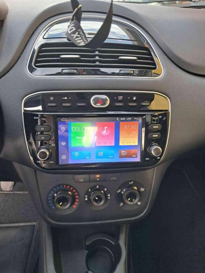 Fiat Punto 1.4 8V 3 porte Natural Power Young (12)