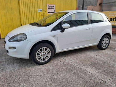 Fiat Punto 1.4 8V 3 porte Natural Power Young (2)