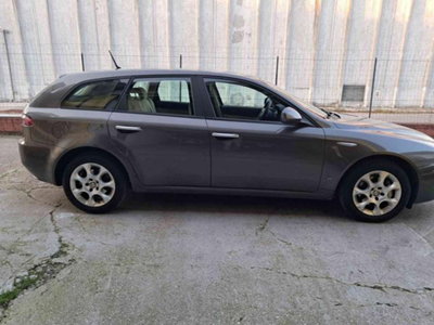 Alfa Romeo 159 SportWagon 1.9 JTDm Sportwagon Eco Progression (10)