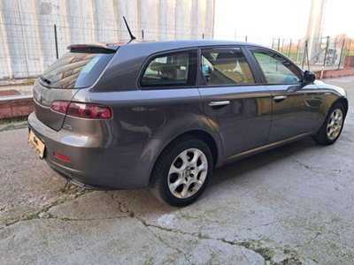 Alfa Romeo 159 SportWagon 1.9 JTDm Sportwagon Eco Progression (8)