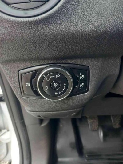 Ford Transit Courier 1.5 TDCi 75CV  Trend (19)