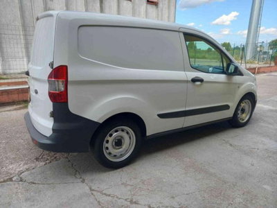 Ford Transit Courier 1.5 TDCi 75CV  Trend (7)