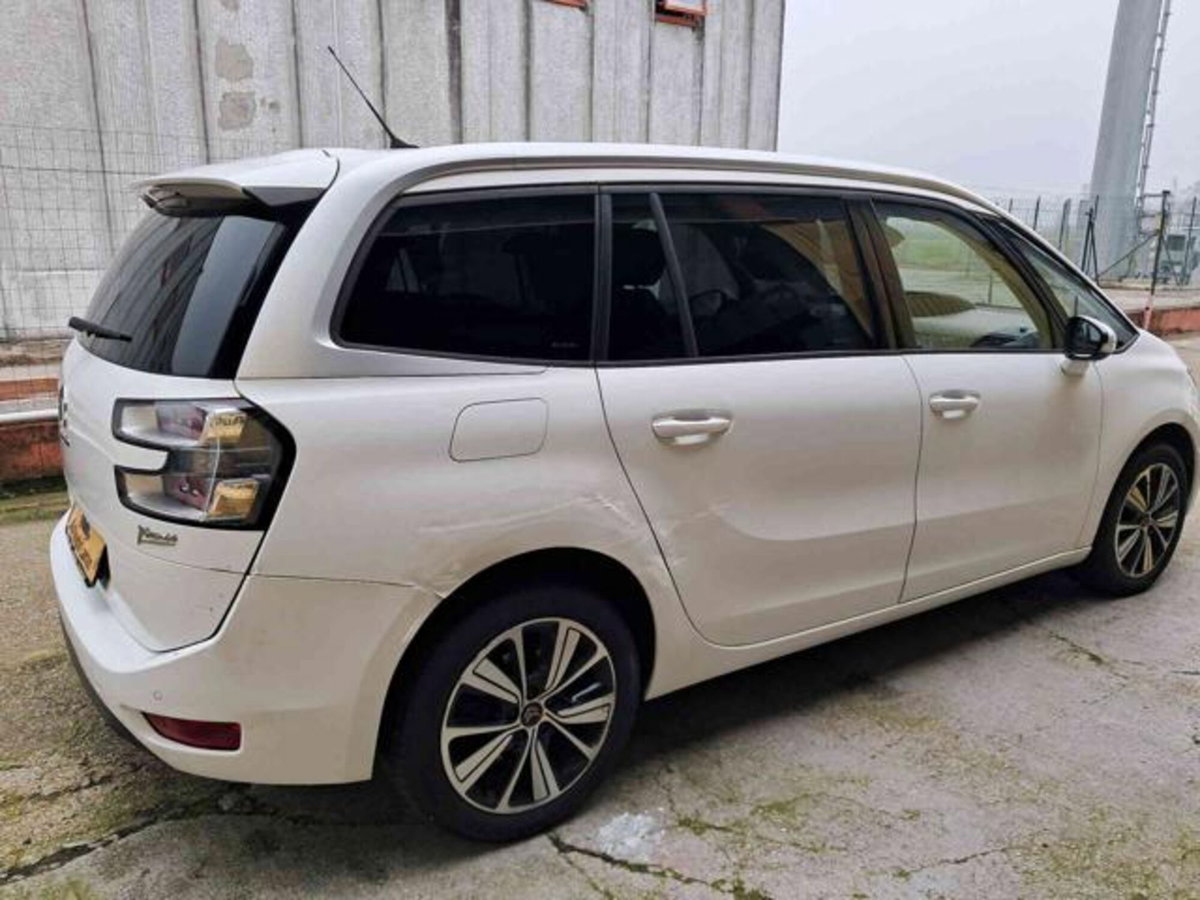 Citroen Grand C4 Picasso BlueHDi 120 S&S Shine (7)
