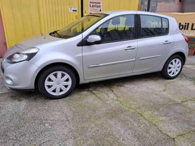 Renault Clio 1.2 16V 5 porte GPL Dynamique (5)