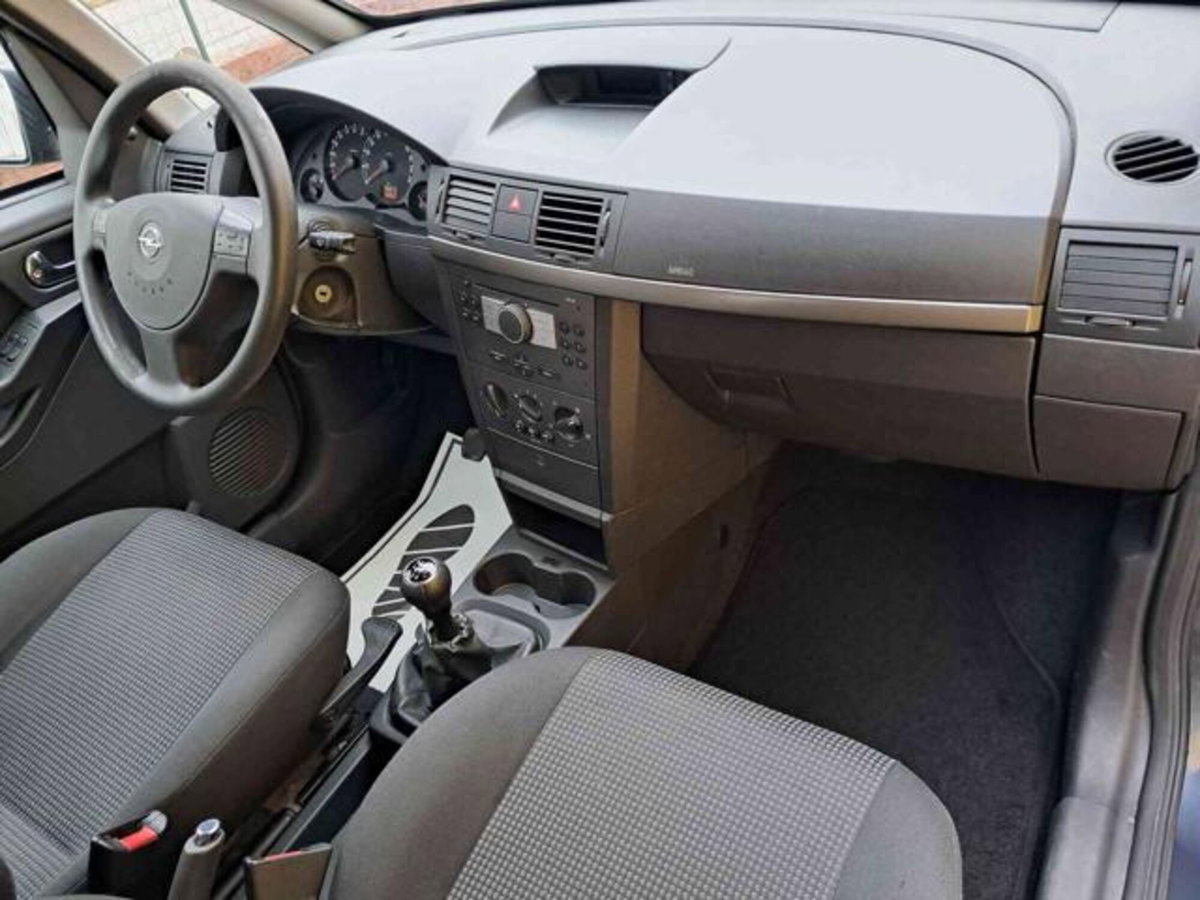 Opel Meriva 1.4 16V Club (15)