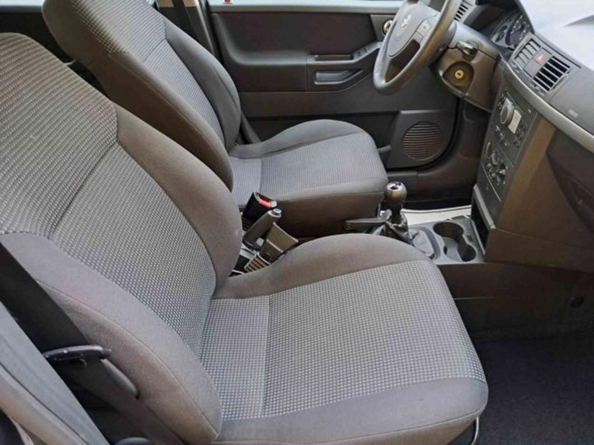 Opel Meriva 1.4 16V Club (16)