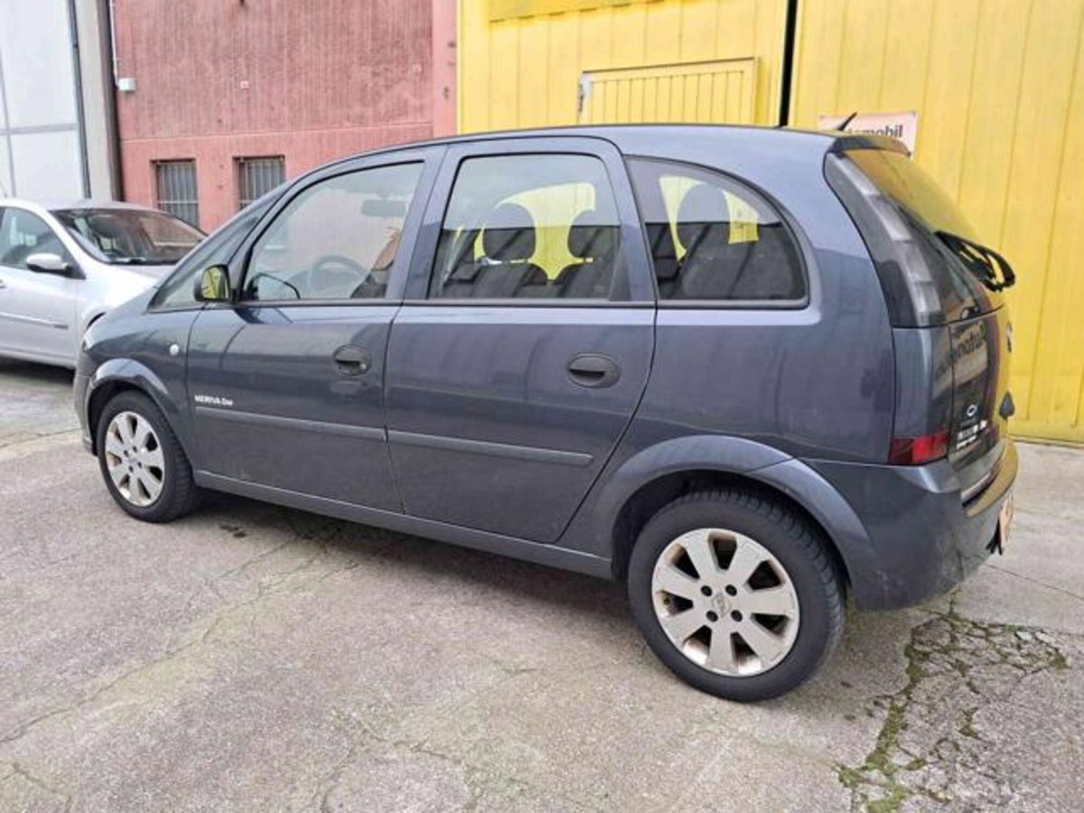 Opel Meriva 1.4 16V Club (5)