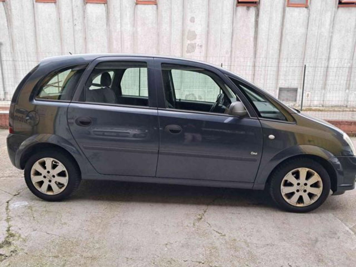 Opel Meriva 1.4 16V Club (7)