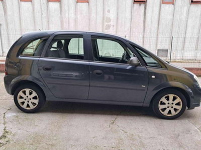 Opel Meriva 1.4 16V Club (7)