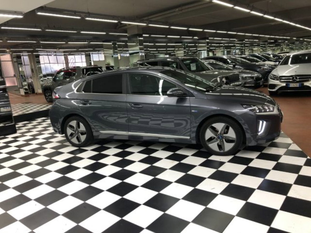 Hyundai Ioniq Hybrid DCT Prime (8)