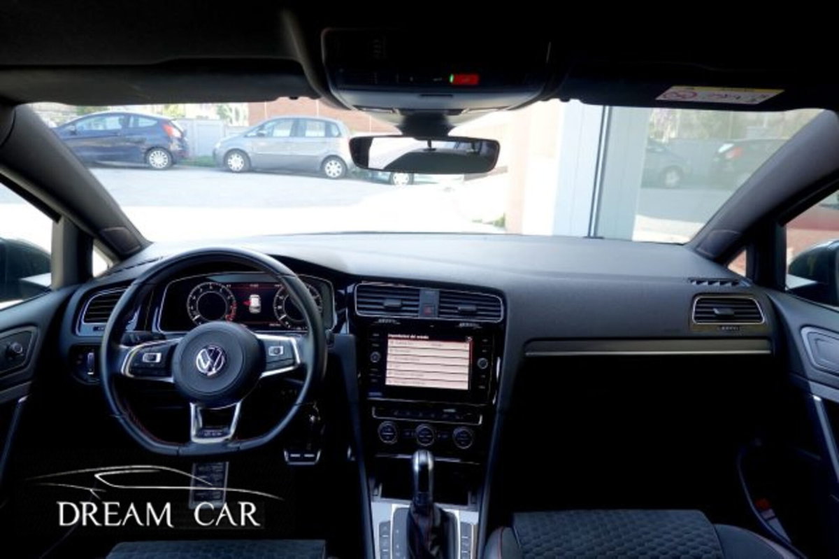 Volkswagen Golf GTI Performance 2.0 245 CV TSI DSG 5p. BMT (9)