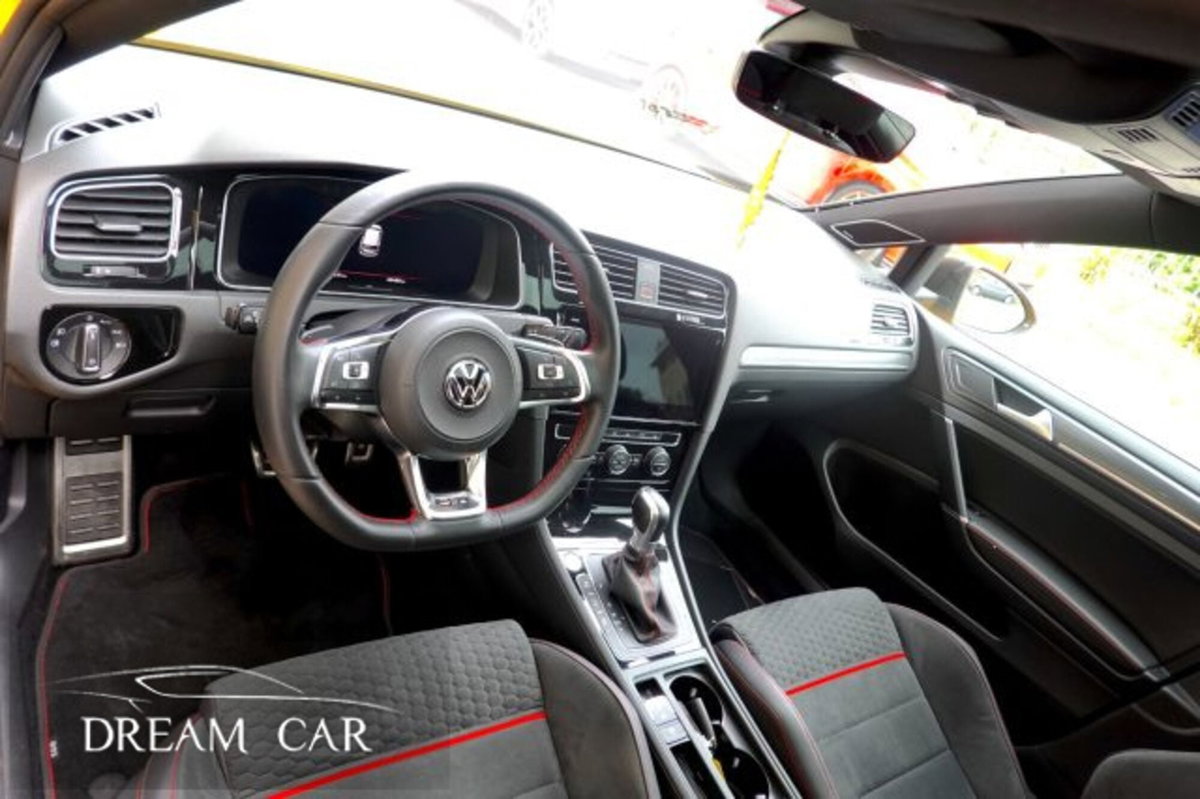 Volkswagen Golf 2.0 tsi GTI MT Ultimate 245cv (9)
