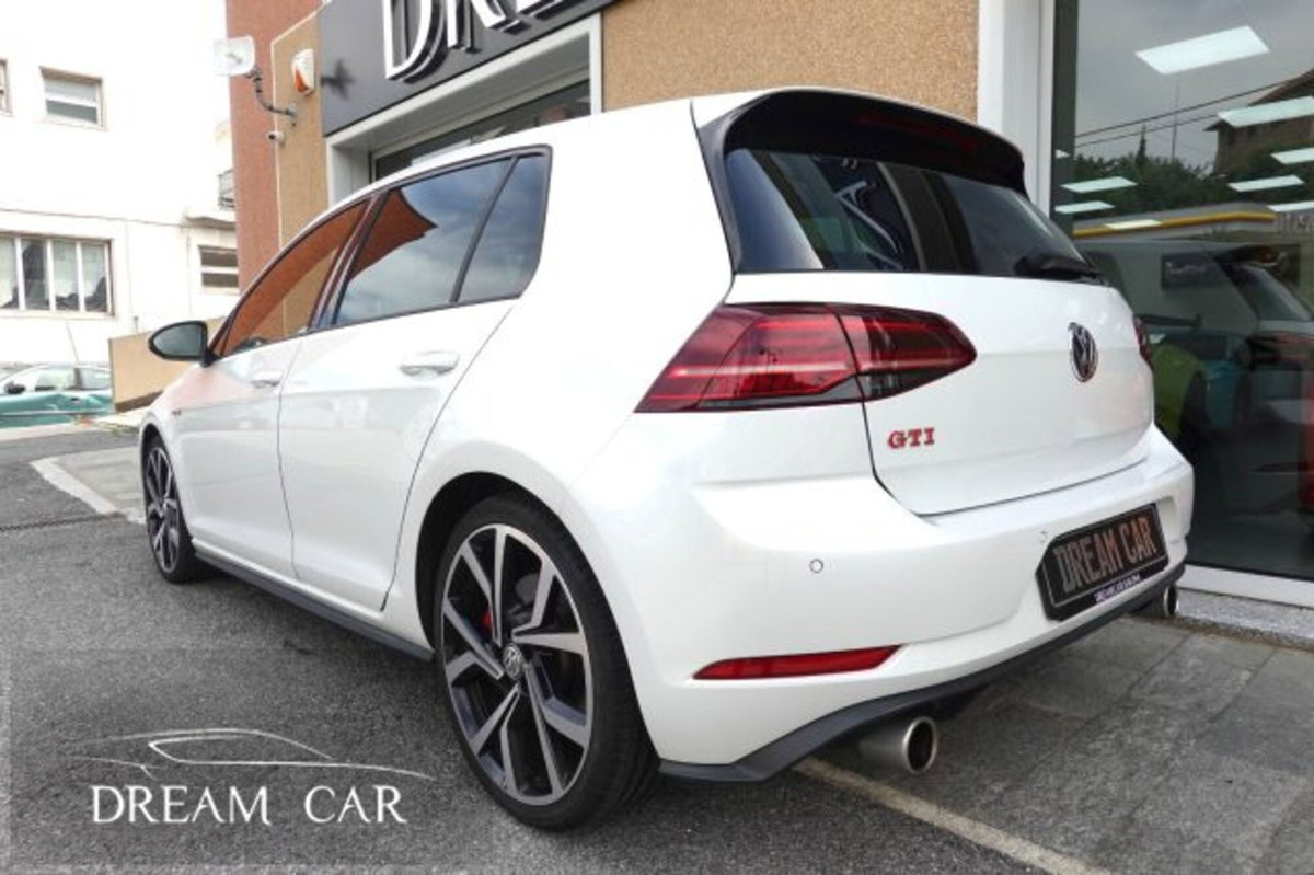 Volkswagen Golf GTI Performance 2.0 245 CV TSI DSG 5p. BMT (3)