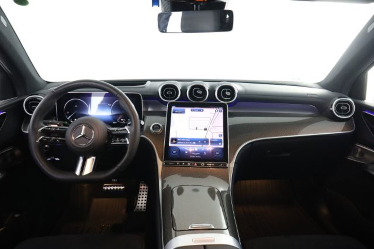 Mercedes-Benz GLC EQ 300 AMG Line Premium 4matic (4)