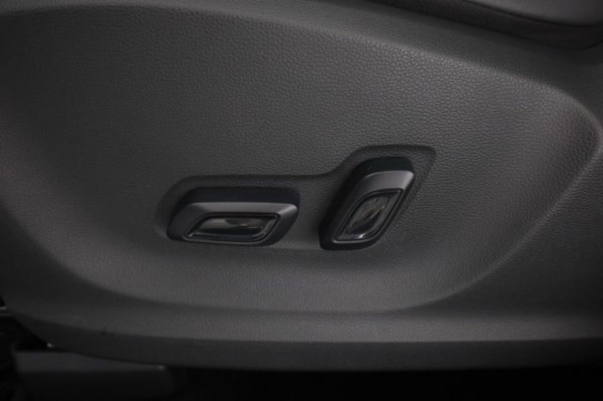 Mg ZS ZS 1.5 Luxury (12)